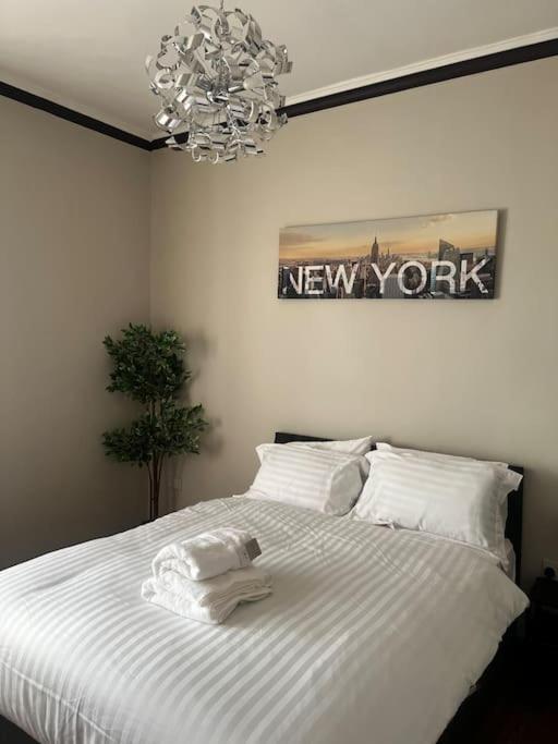 One Bedroom Apartment In Gorgie With New Central Heating System เอดินบะระ ภายนอก รูปภาพ