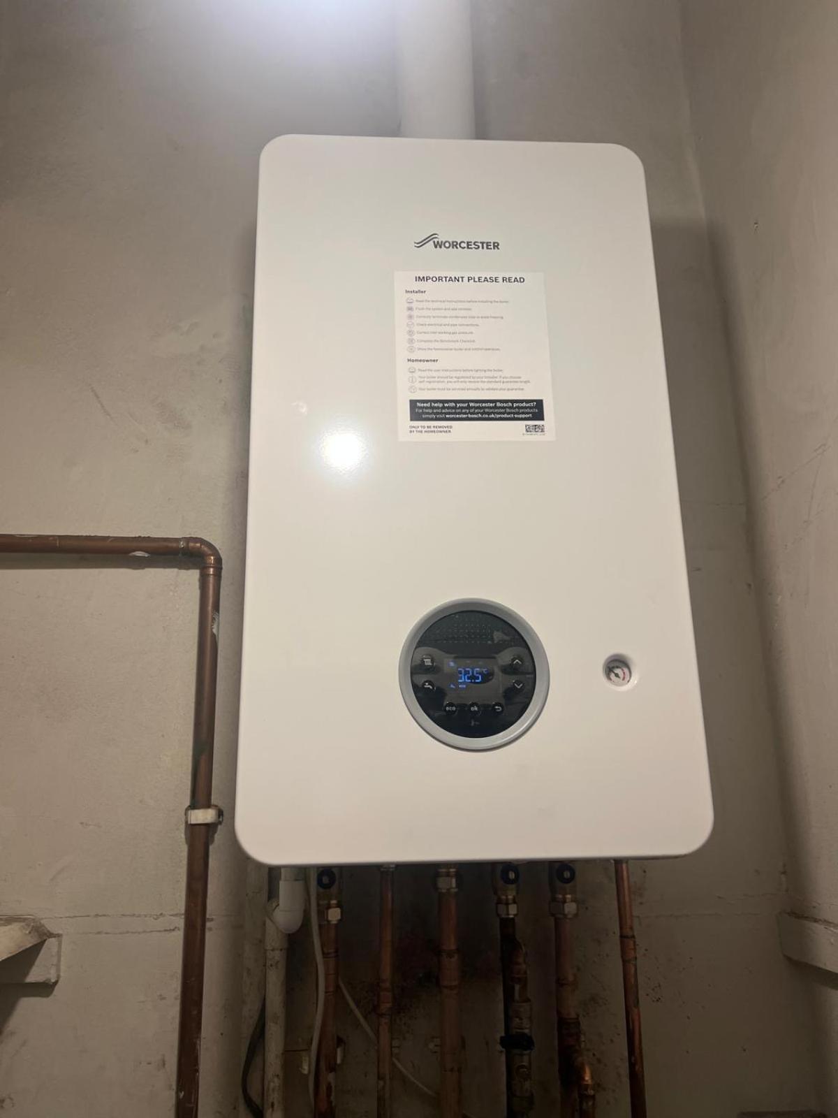 One Bedroom Apartment In Gorgie With New Central Heating System เอดินบะระ ภายนอก รูปภาพ